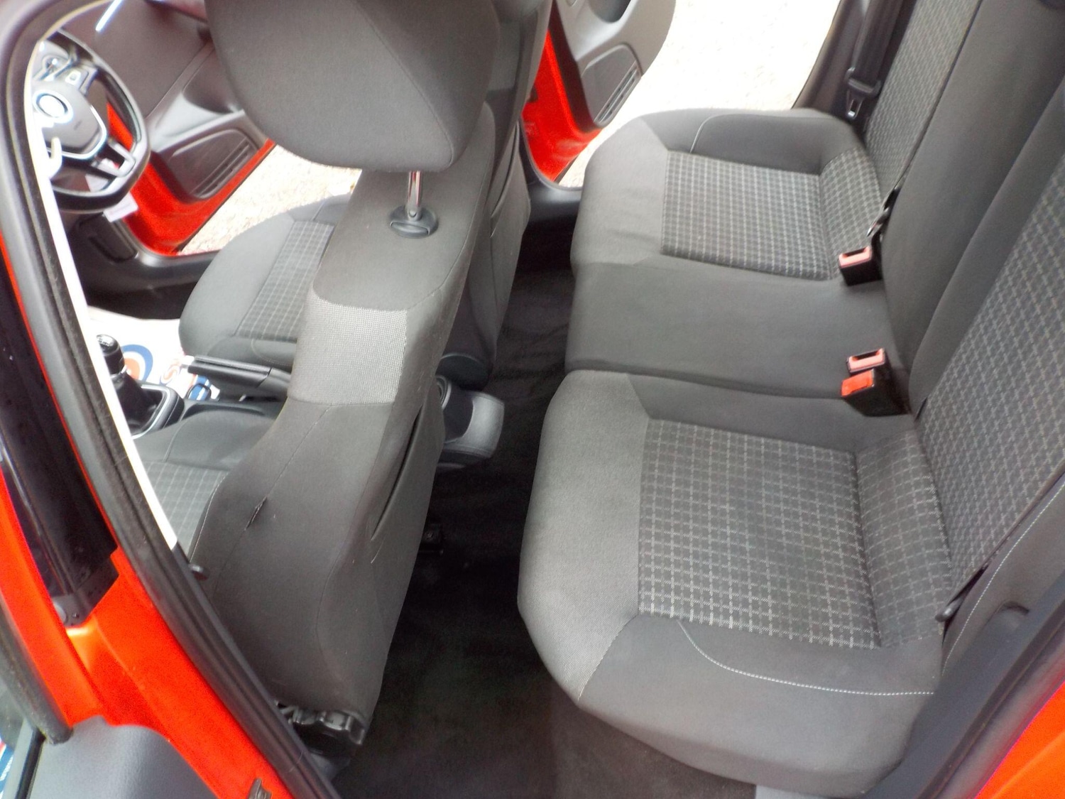 Used Volkswagen Polo 2015 for sale - 76993040: Photo 25