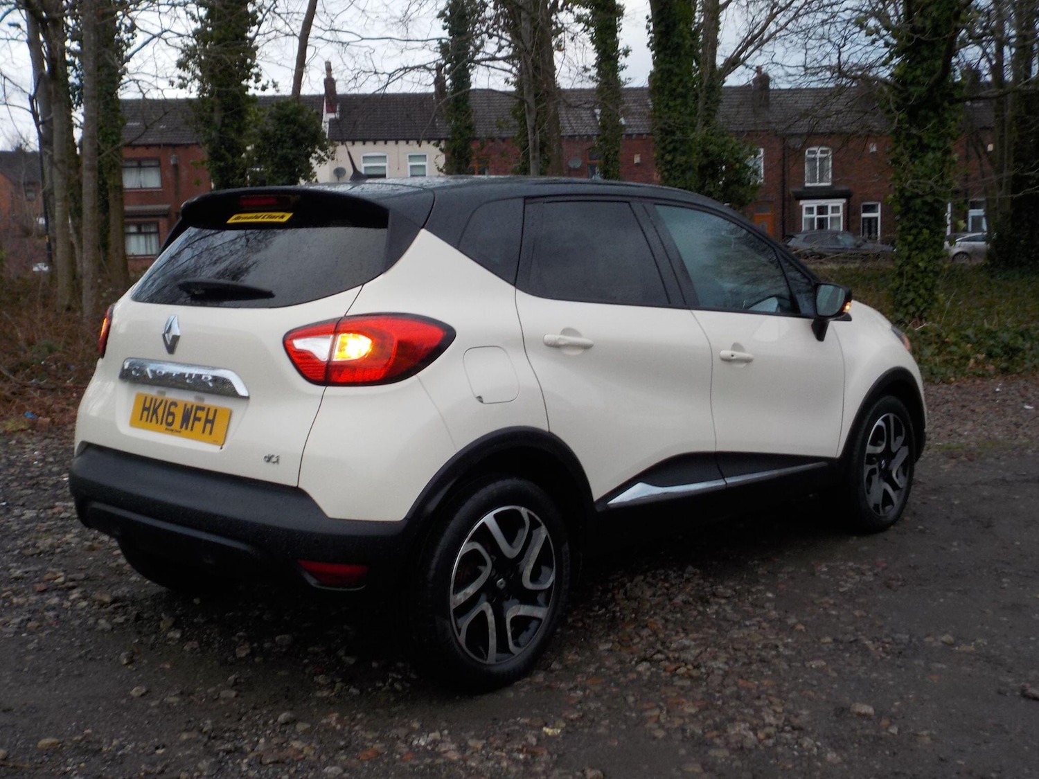 Used Renault Captur for sale - 77456347: Photo 5