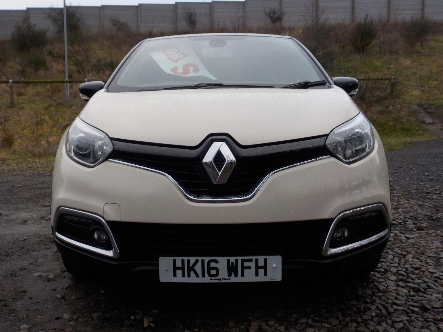 Used Renault Captur for sale - 77456347: Photo 8