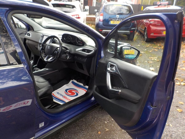 Used Peugeot 2008 2015 for sale - 76122714: Photo 18