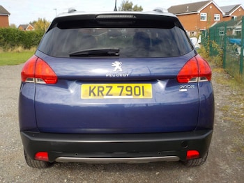 Used Peugeot 2008 2015 for sale - 76122714: Photo 4