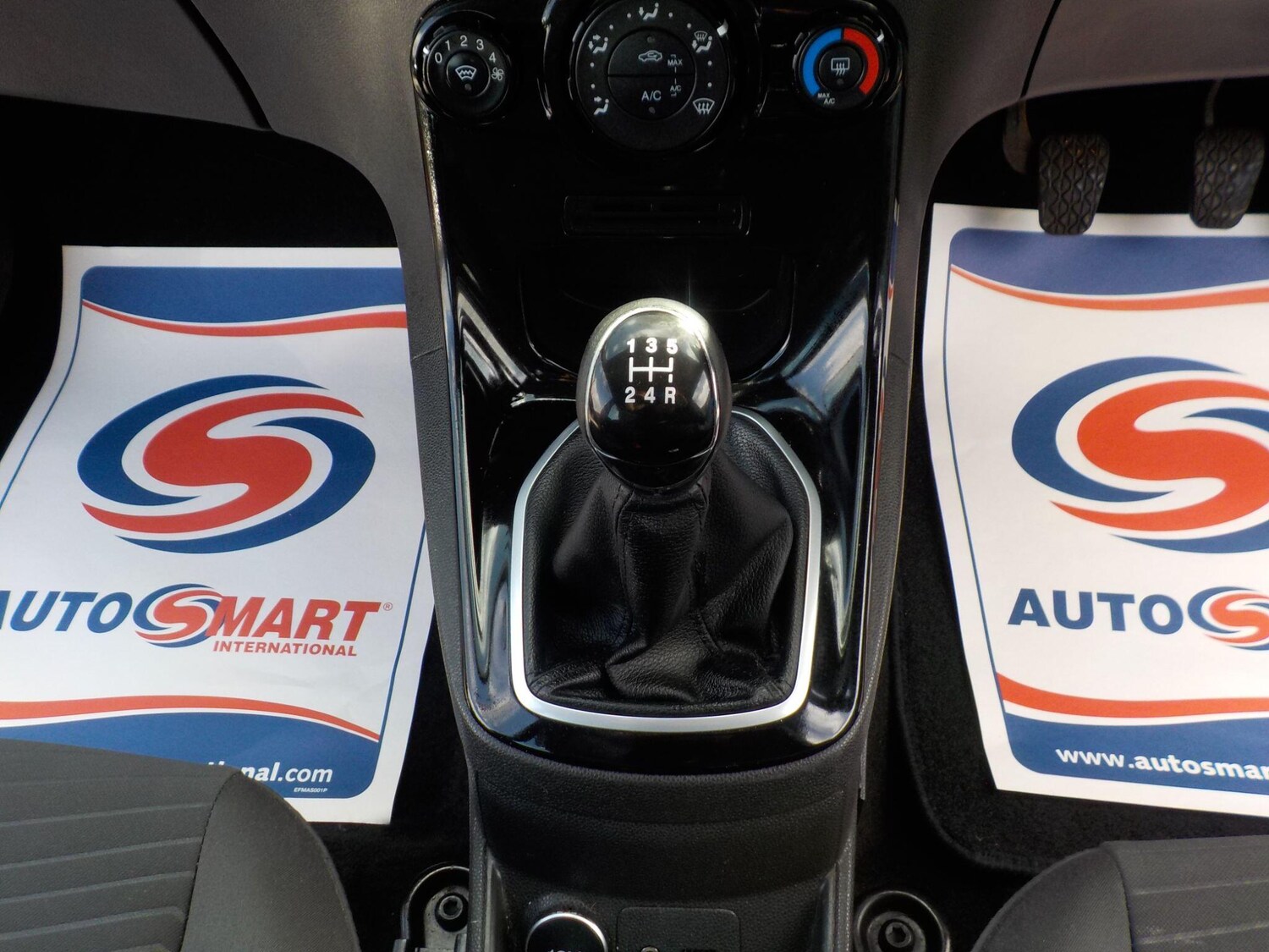 Used Ford Fiesta 2014 for sale - 78071796: Photo 15