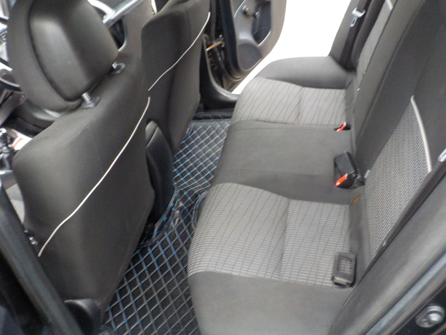 Used Toyota Avensis 2014 for sale - 77659139: Photo 25