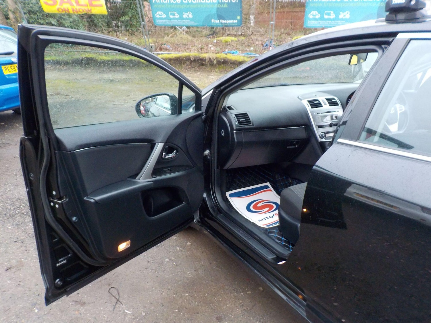 Used Toyota Avensis 2014 for sale - 77659139: Photo 26