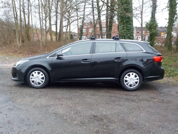 Used Toyota Avensis 2014 for sale - 77659139: Photo