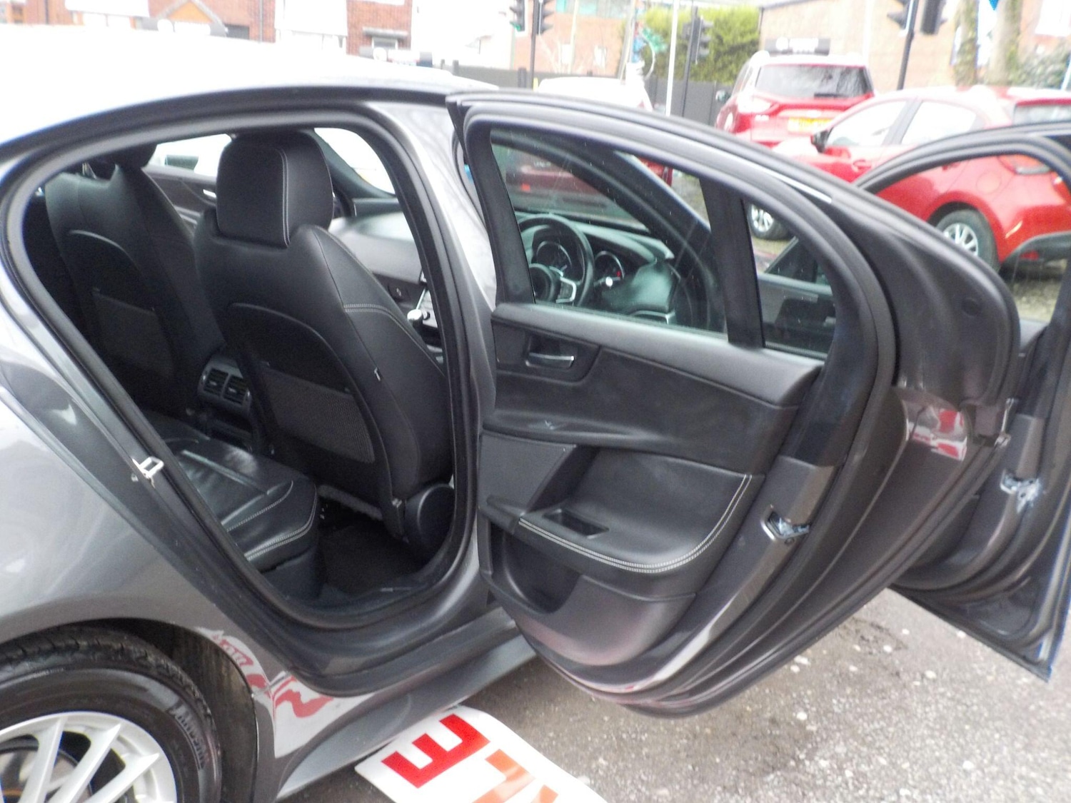 Used Jaguar XE 2016 for sale - 77455284: Photo 23