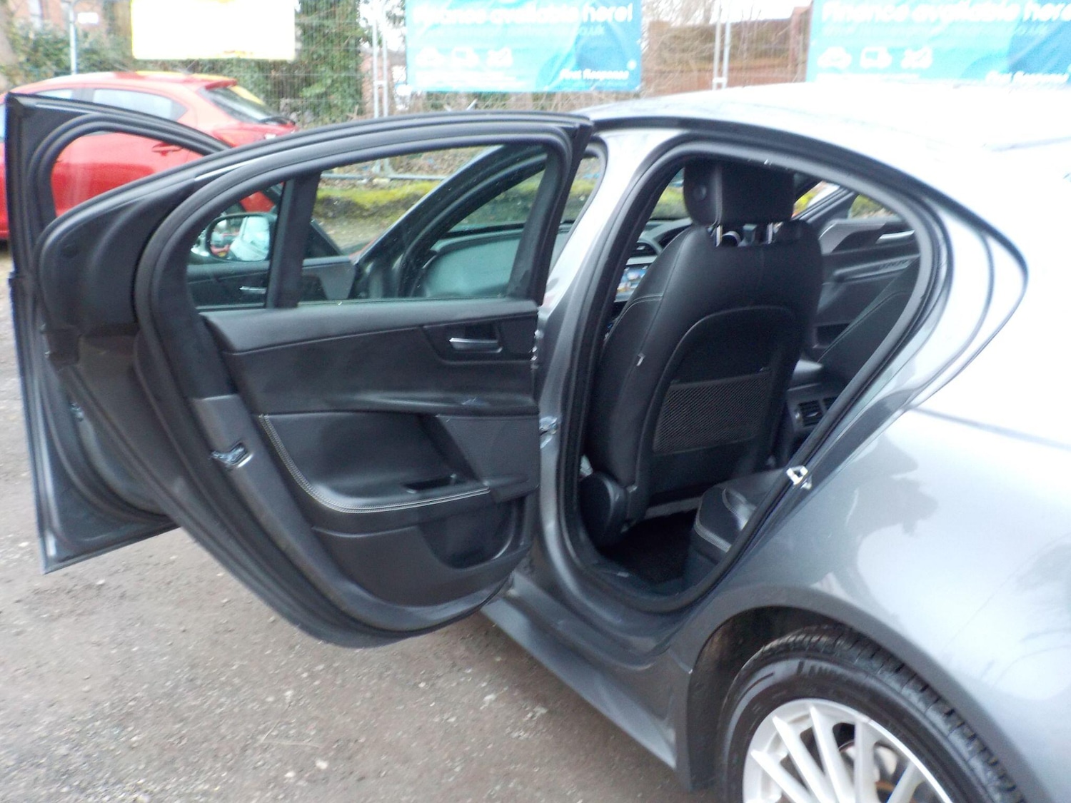 Used Jaguar XE 2016 for sale - 77455284: Photo 26