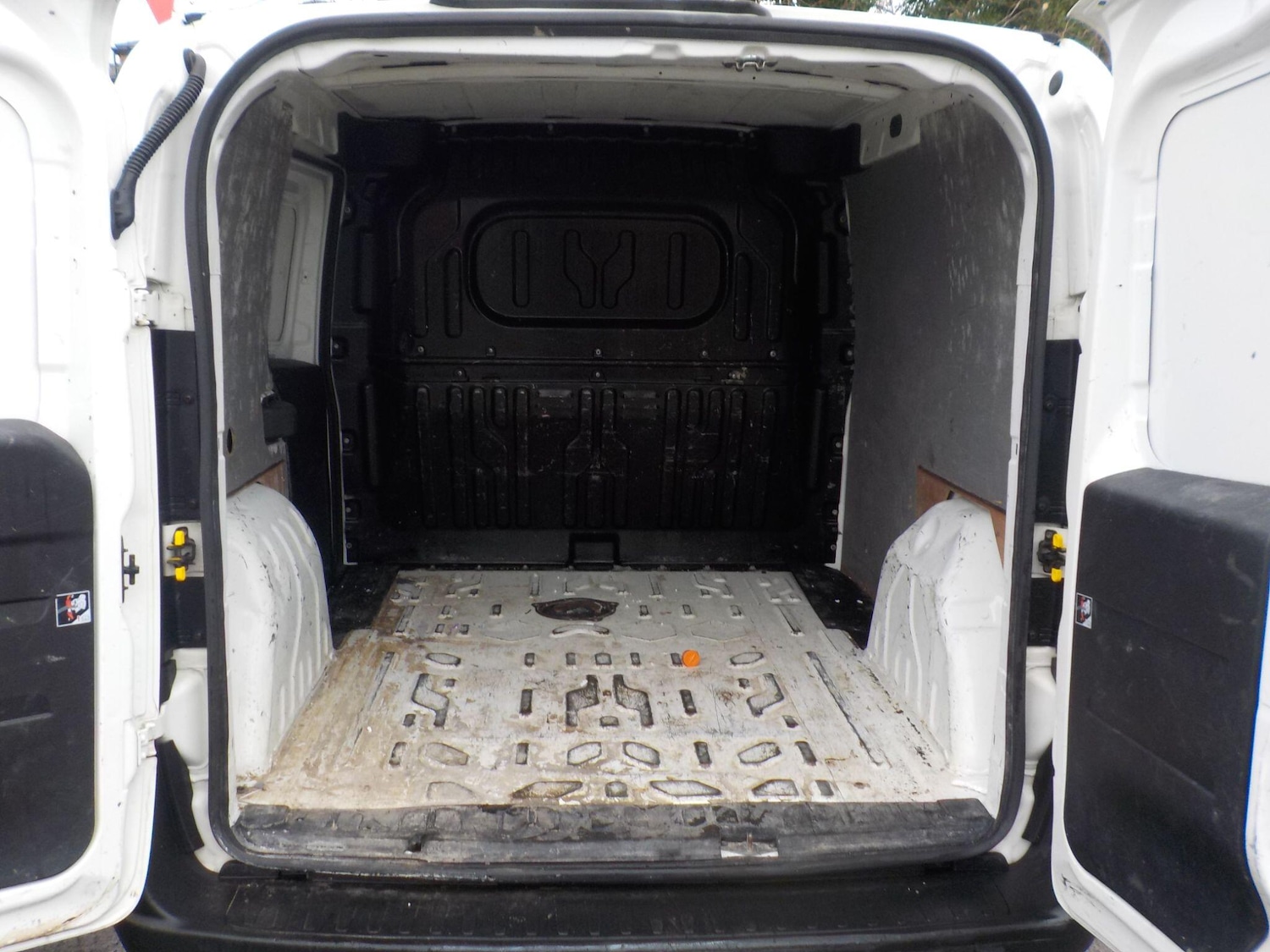 Used Fiat Doblo 2015 for sale - 76727749: Photo 11