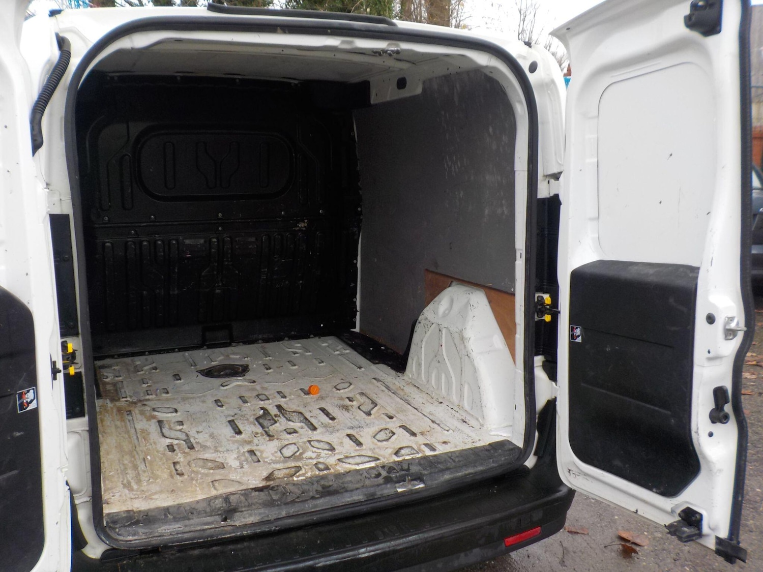 Used Fiat Doblo 2015 for sale - 76727749: Photo 12