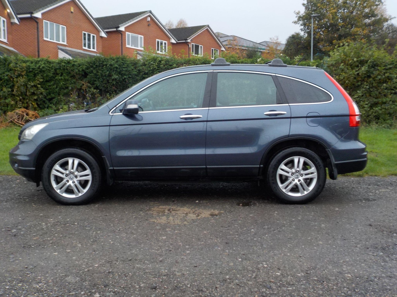 Used Honda CR-V for sale - 76994260: Photo 2