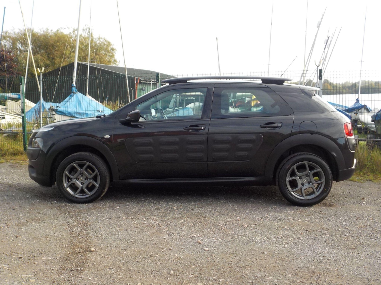 Used Citroen C4 Cactus 2017 for sale - 76121443: Photo 2