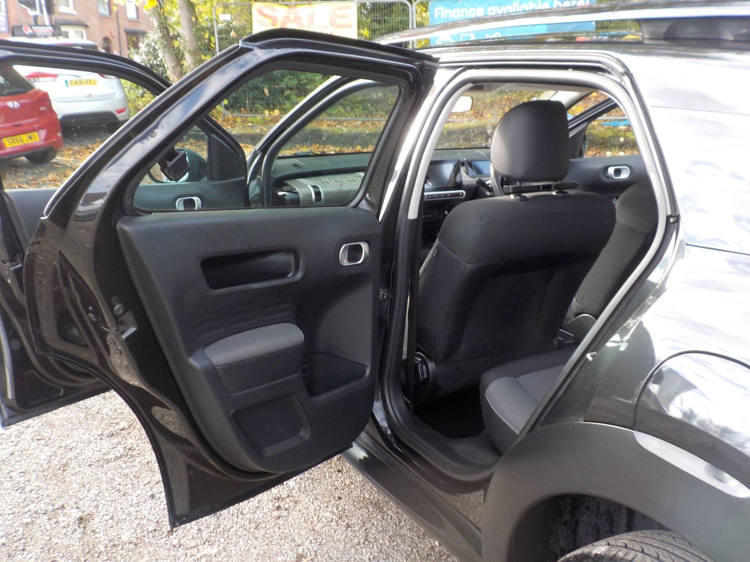 Used Citroen C4 Cactus 2017 for sale - 76121443: Photo 25