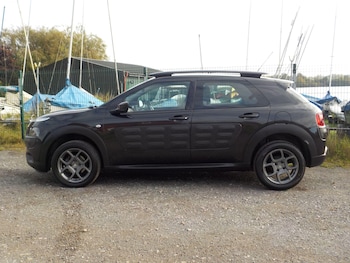Used Citroen C4 Cactus 2017 for sale - 76121443: Photo 2