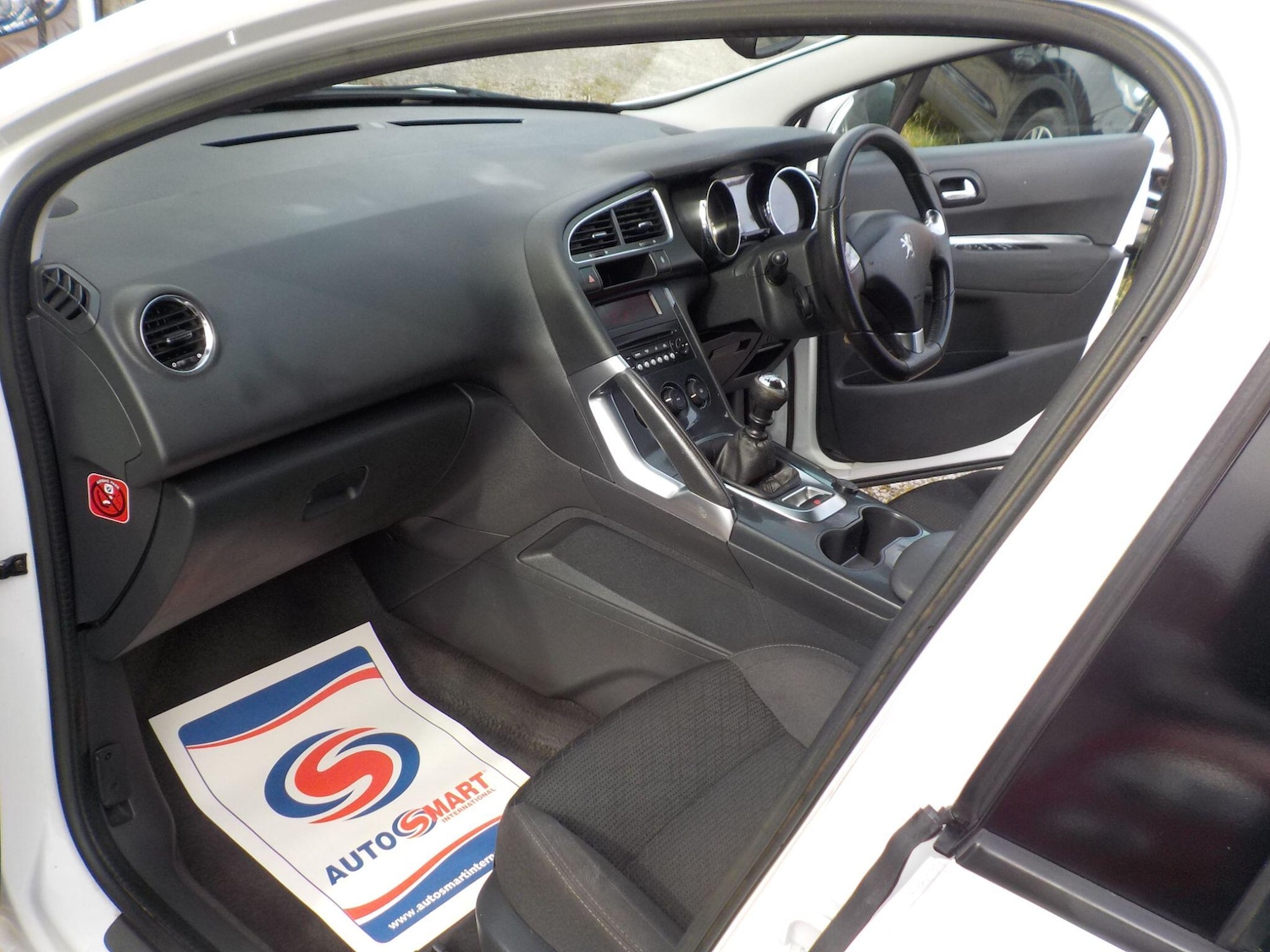 Used Peugeot 3008 for sale - 77658509: Photo 11