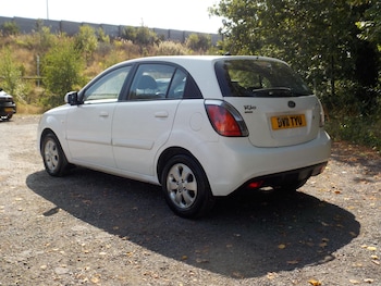 Used Kia Rio 2011 for sale - 79613248: Photo