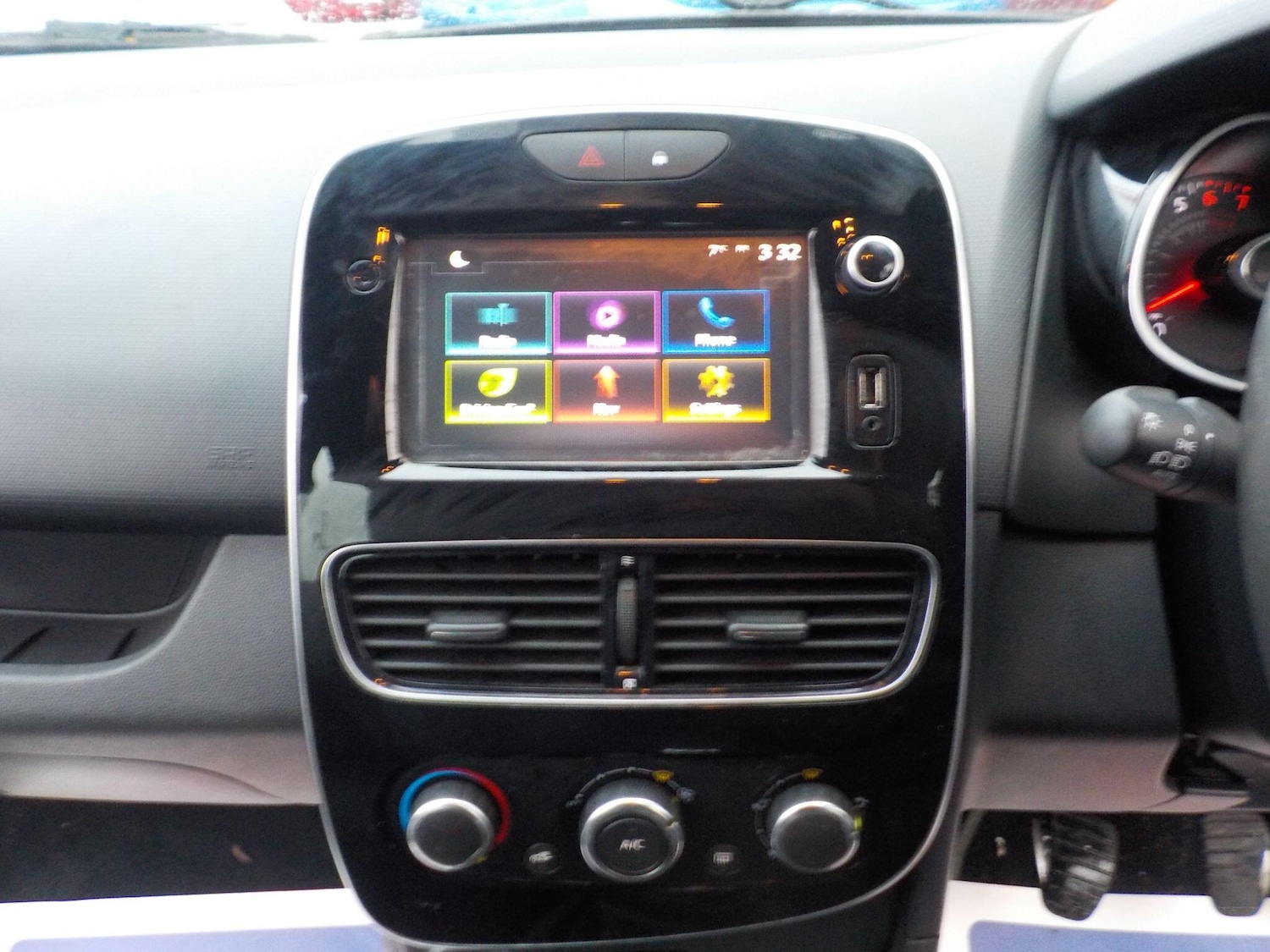 Used Renault Clio 2018 for sale - 77400865: Photo 13