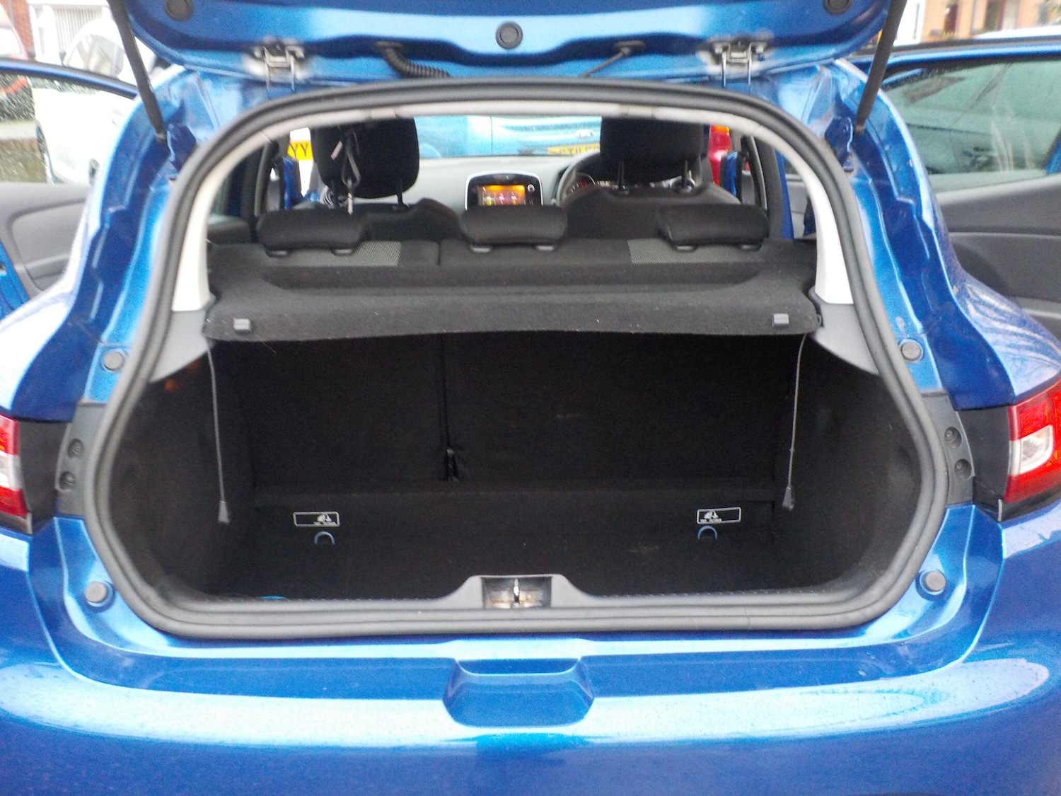 Used Renault Clio 2018 for sale - 77400865: Photo 21