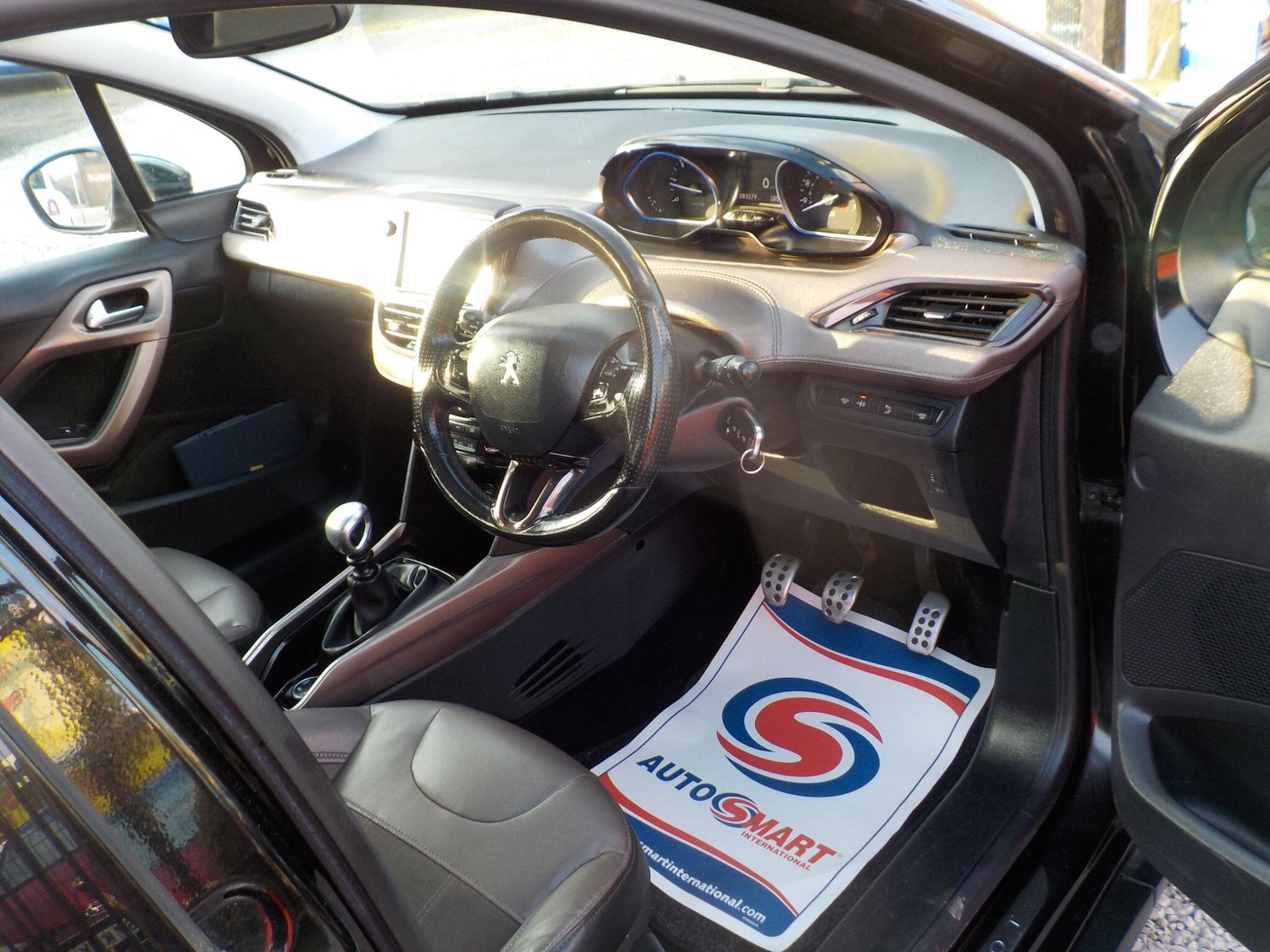 Used Peugeot 2008 2016 for sale - 77768492: Photo 10