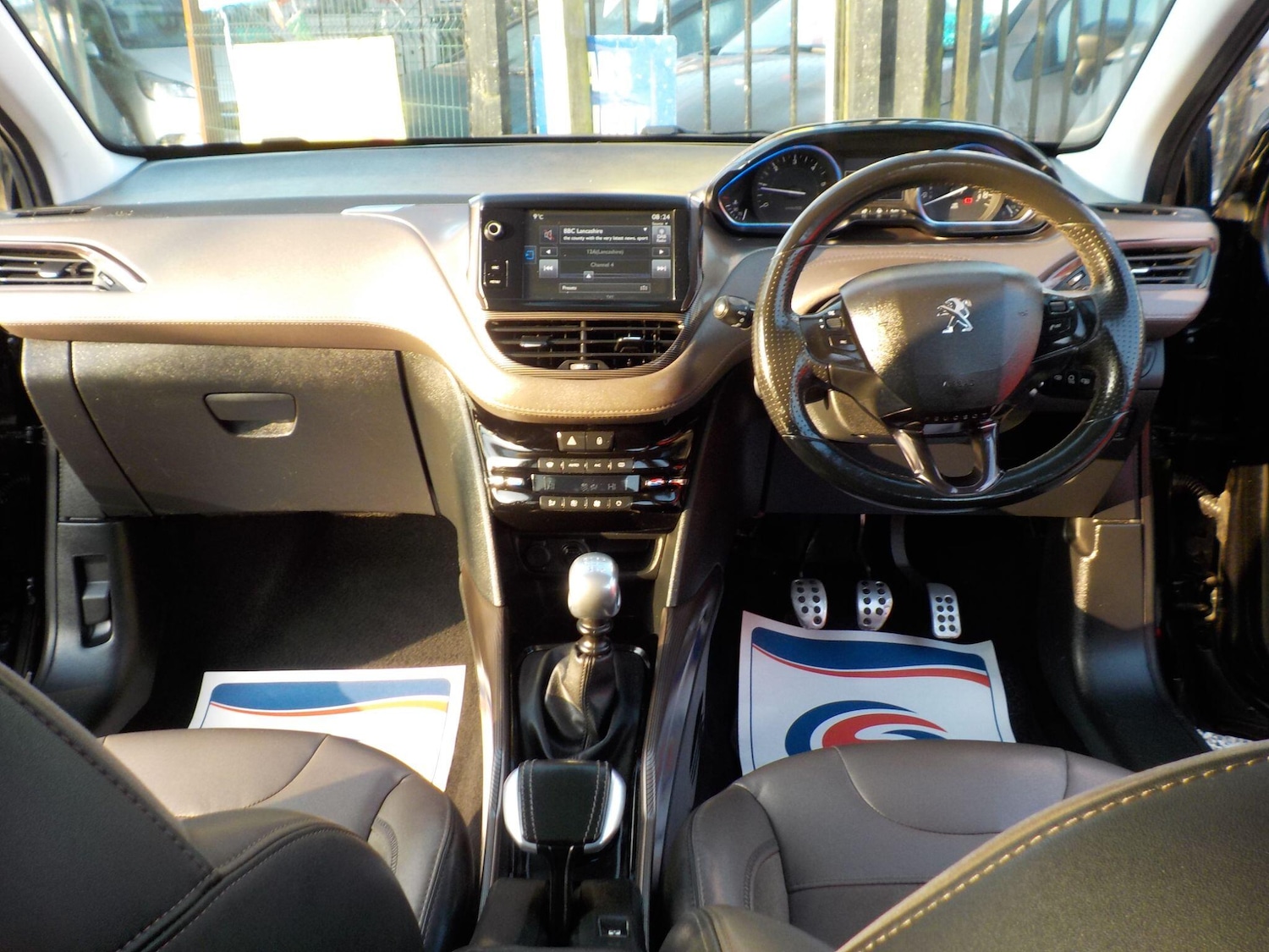 Used Peugeot 2008 2016 for sale - 77768492: Photo 12