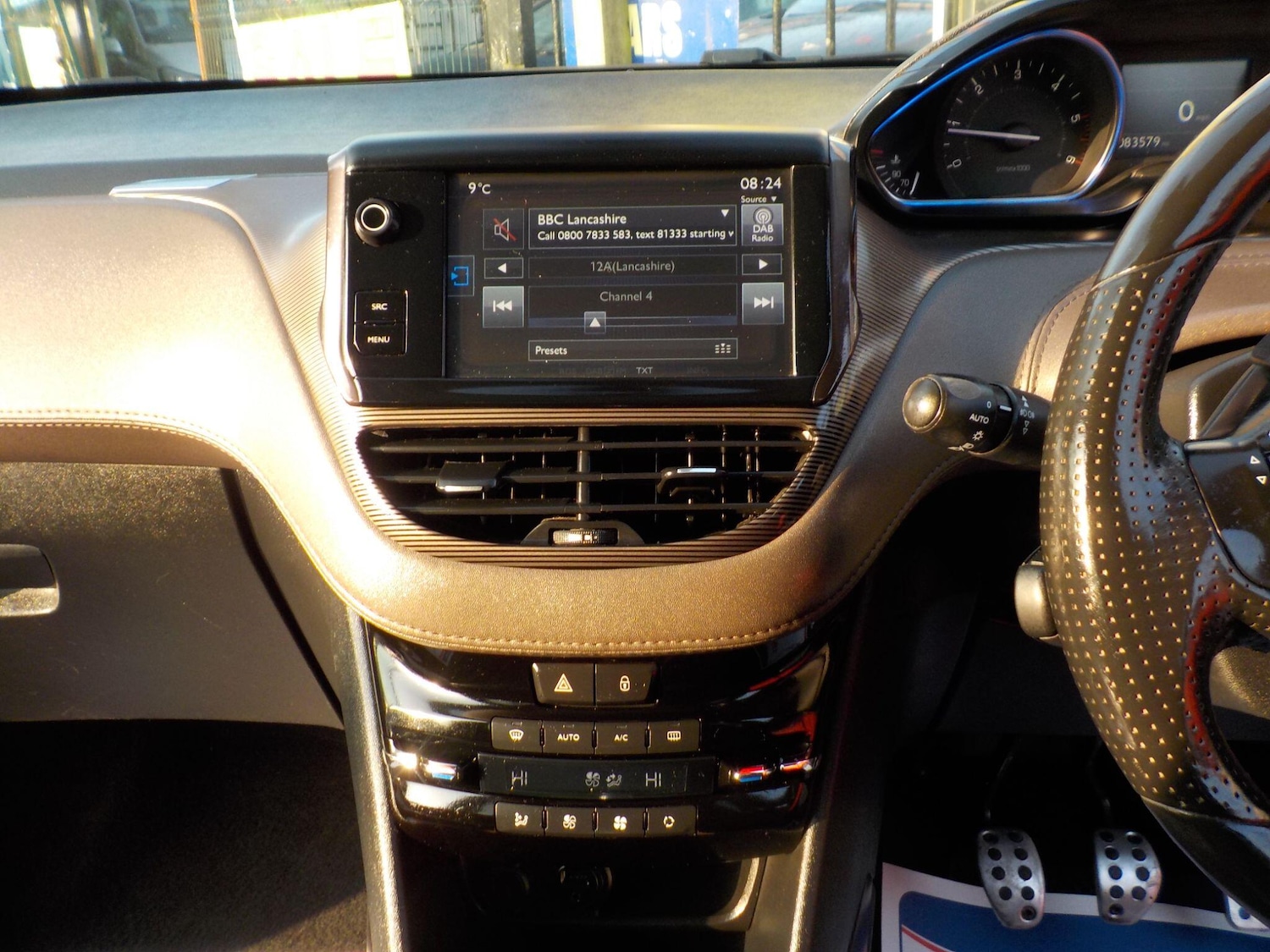 Used Peugeot 2008 2016 for sale - 77768492: Photo 13