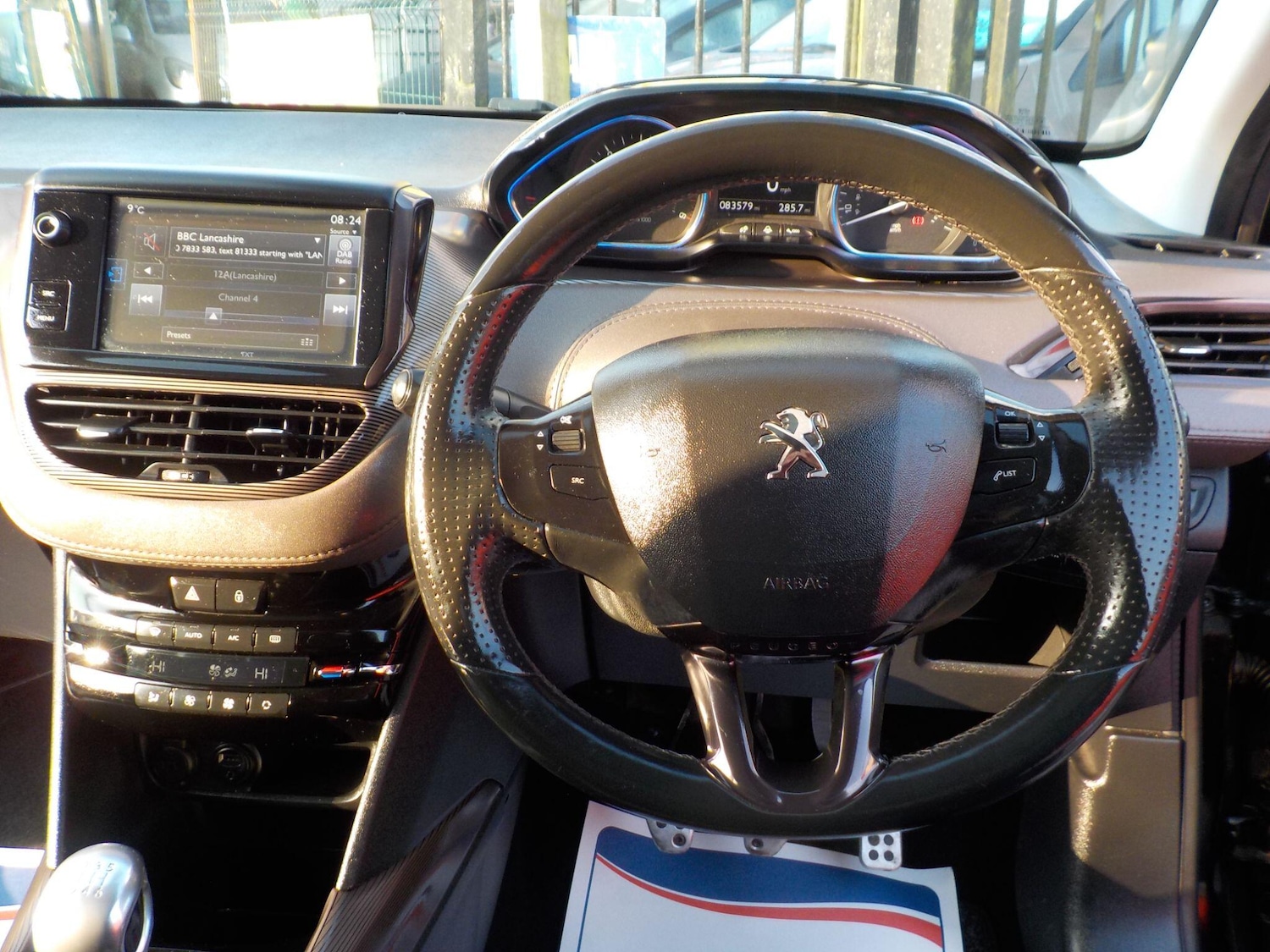 Used Peugeot 2008 2016 for sale - 77768492: Photo 14