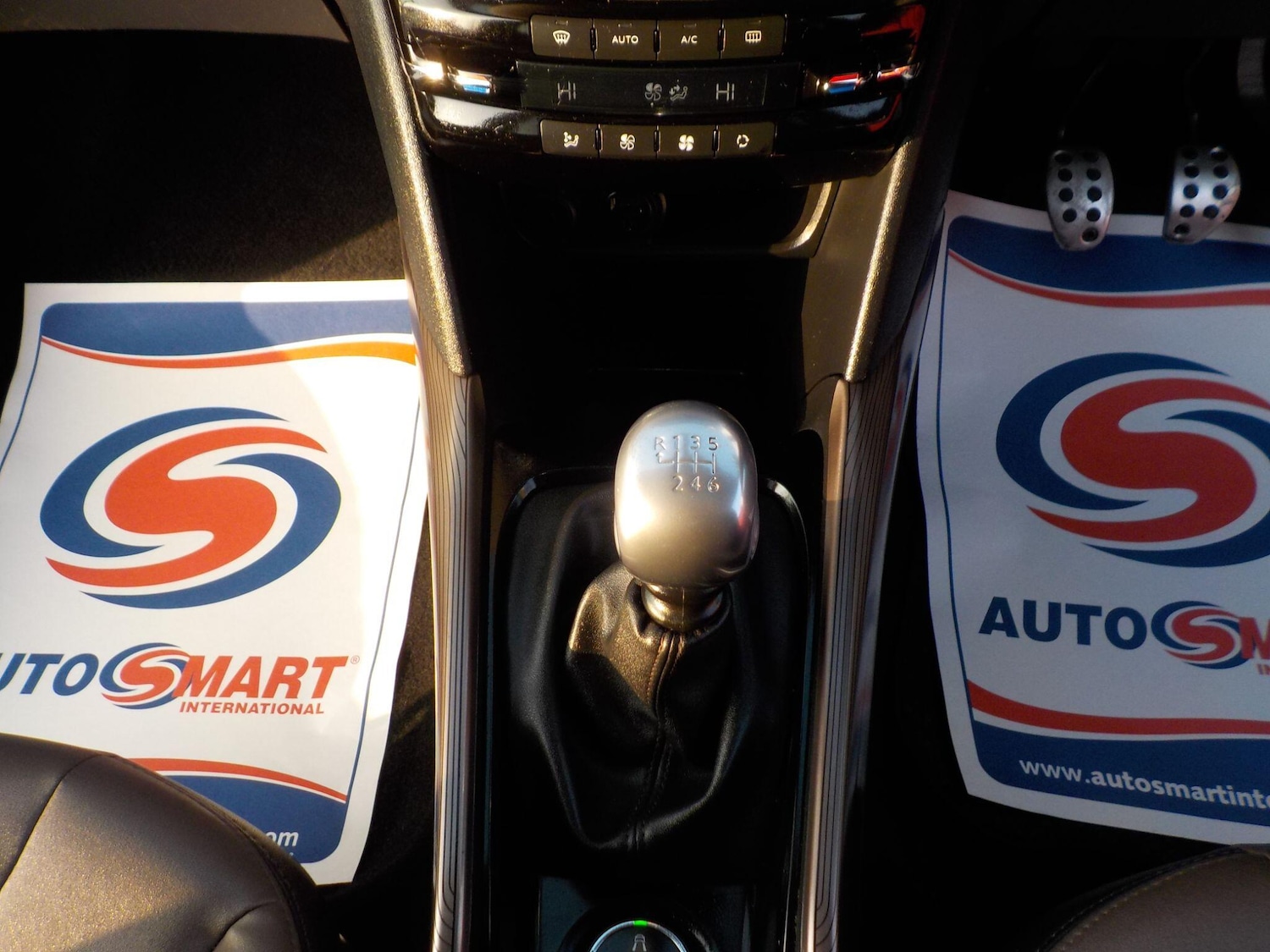 Used Peugeot 2008 2016 for sale - 77768492: Photo 15