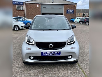 Used smart fortwo 2018 for sale - 78026441: Photo