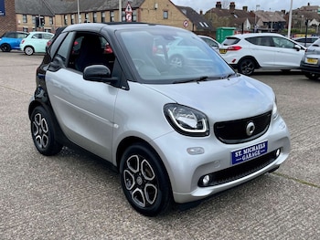 Used smart fortwo 2018 for sale - 78026441: Photo