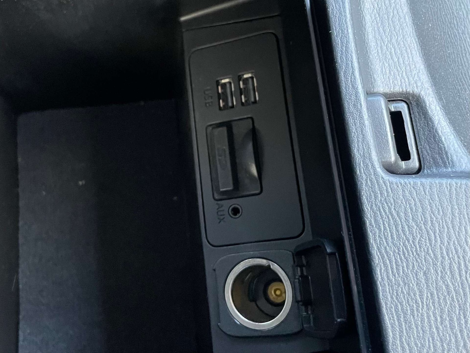 Used Mazda Mazda3 2013 for sale - 77383378: Photo 40