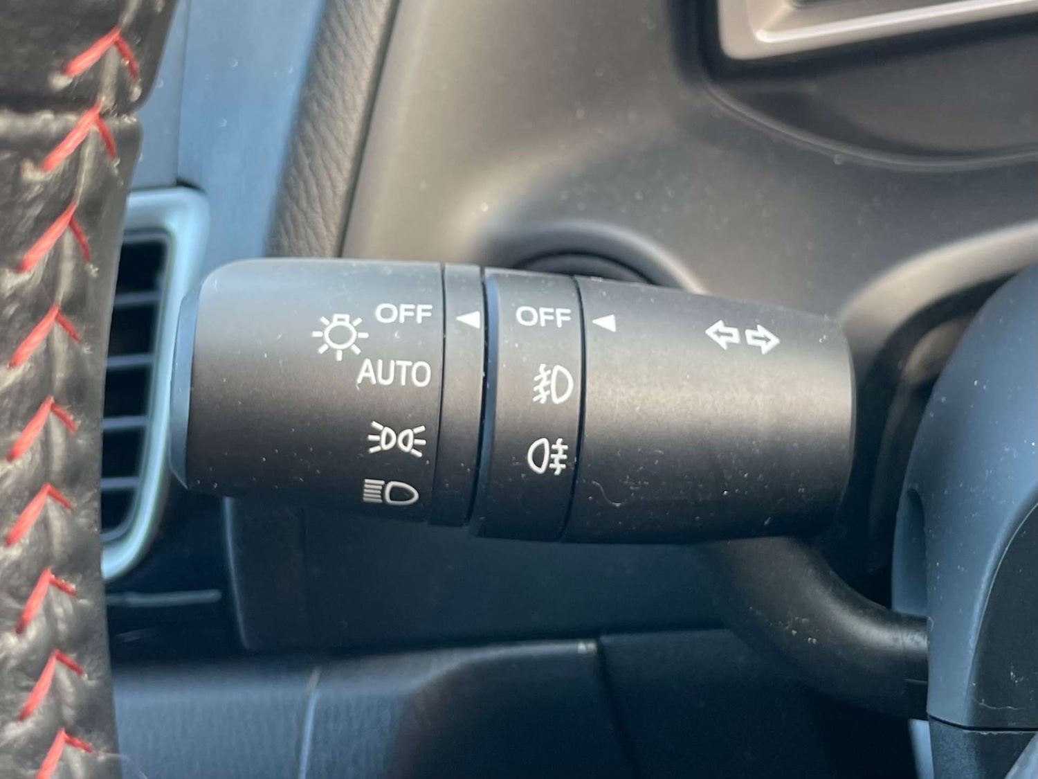 Used Mazda Mazda3 2013 for sale - 77383378: Photo 43