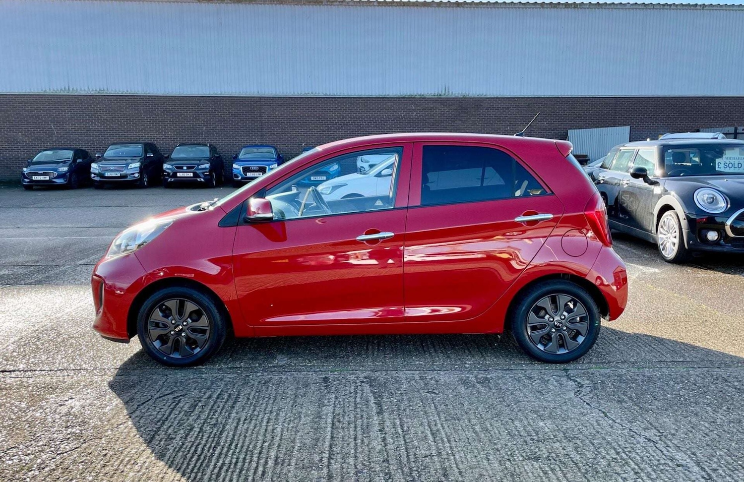 Used Kia Picanto 2016 for sale - 76957809: Photo 11