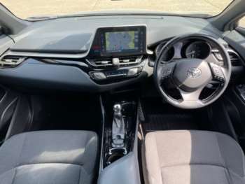 Used Toyota C-HR 2018 for sale - 74824547: Photo