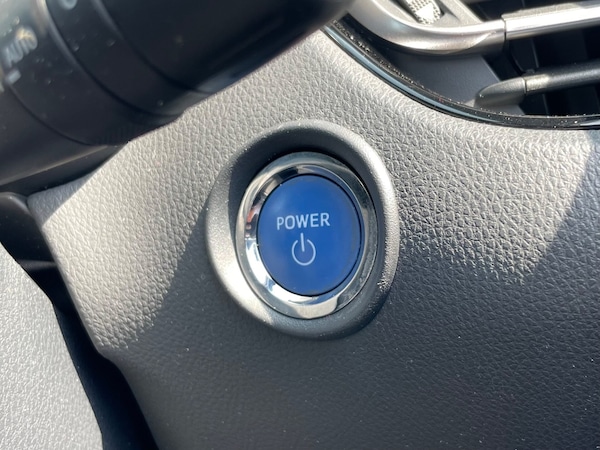 Used Toyota C-HR 2018 for sale - 74824547: Photo 46