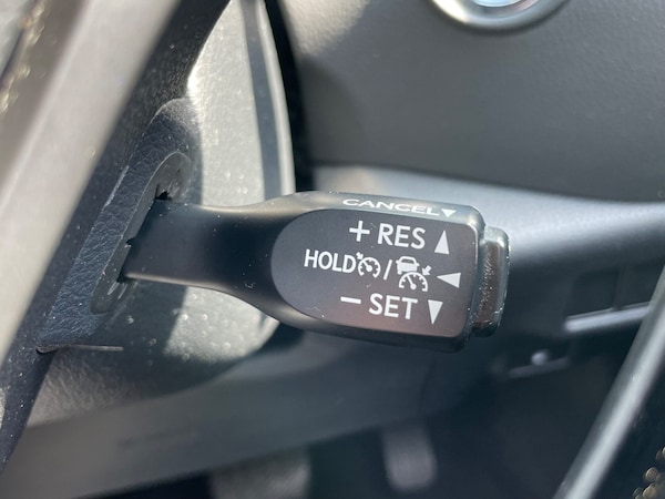Used Toyota C-HR 2018 for sale - 74824547: Photo 51
