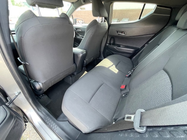 Used Toyota C-HR 2018 for sale - 74824547: Photo 61