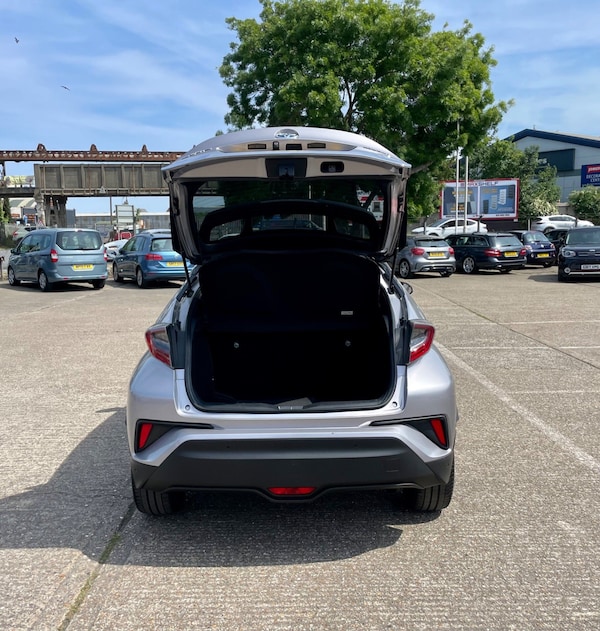 Used Toyota C-HR 2018 for sale - 74824547: Photo 62