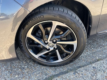 Used Toyota Yaris 2019 for sale - 78617756: Photo
