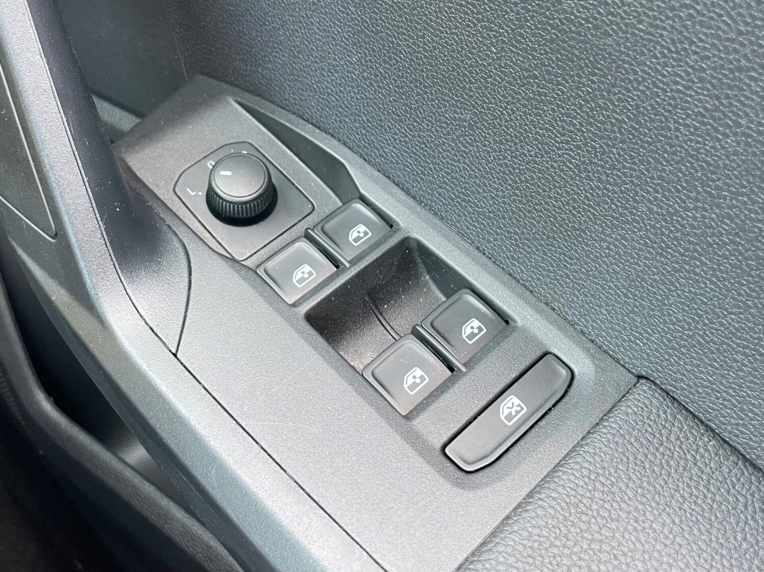 Used SEAT Arona 2019 for sale - 75958840: Photo 54