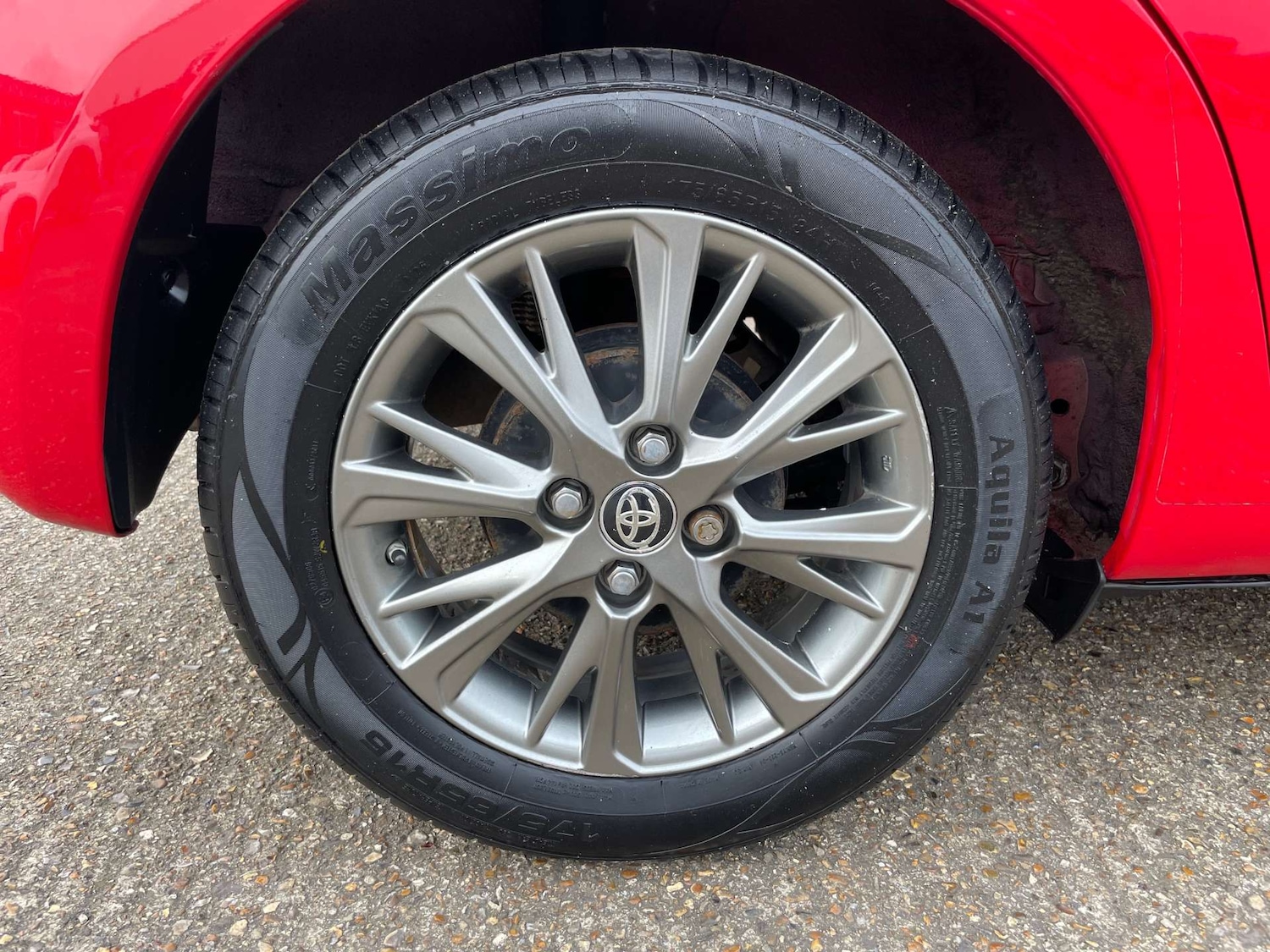 Used Toyota Yaris 2017 for sale - 77880442: Photo 15