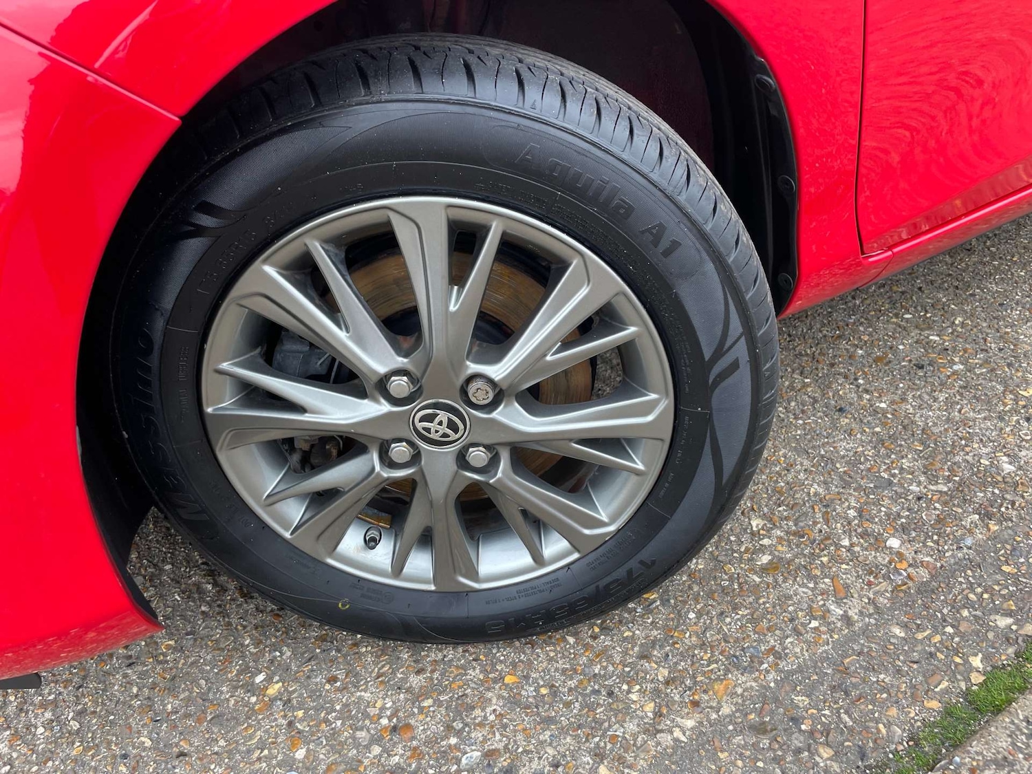 Used Toyota Yaris 2017 for sale - 77880442: Photo 3