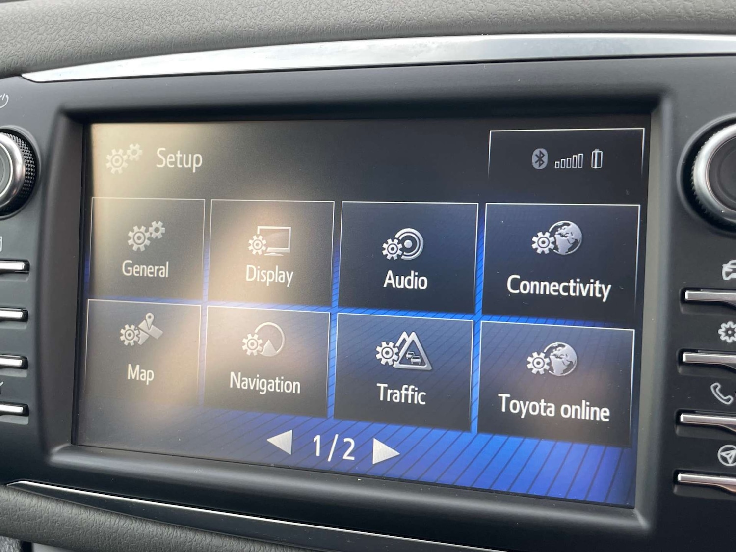 Used Toyota Yaris 2017 for sale - 77880442: Photo 33