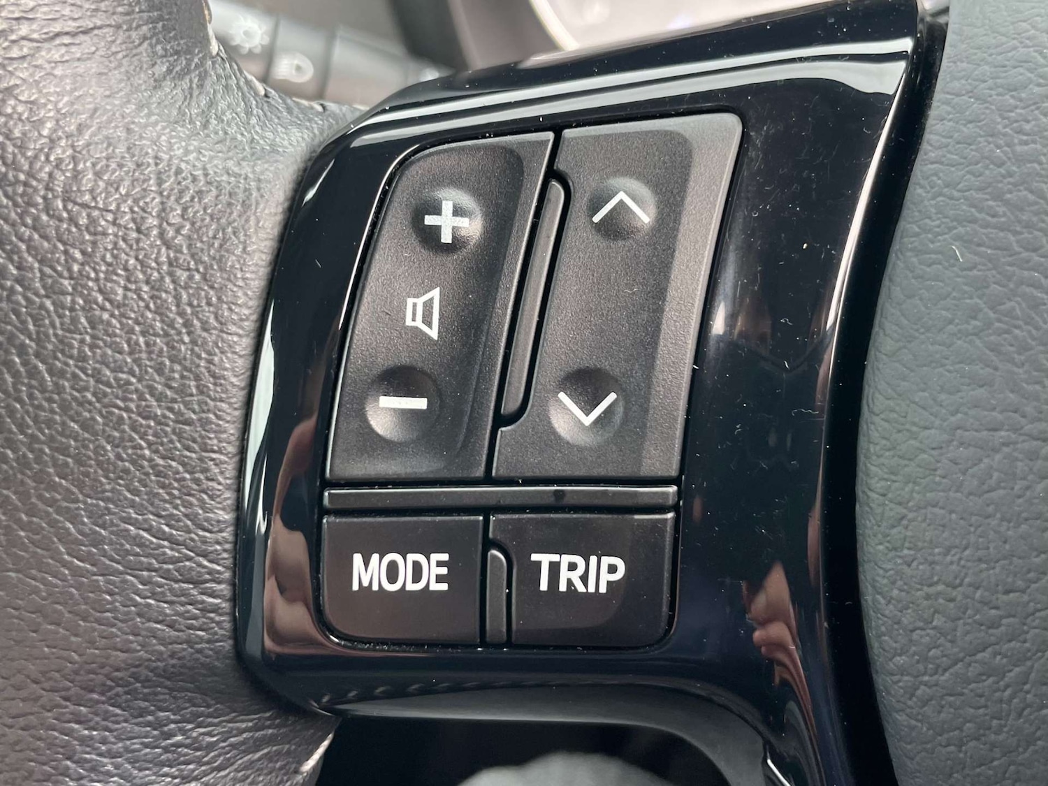 Used Toyota Yaris 2017 for sale - 77880442: Photo 44