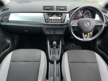 Used Skoda Fabia 2015 for sale - 76651152: Photo