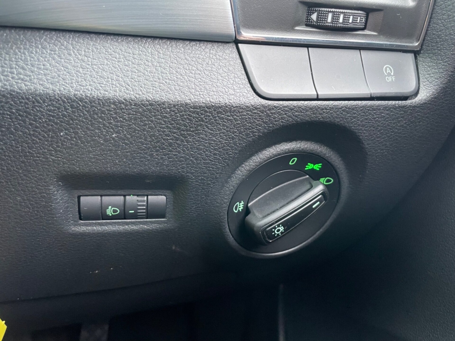 Used Skoda Fabia 2015 for sale - 76651152: Photo 41