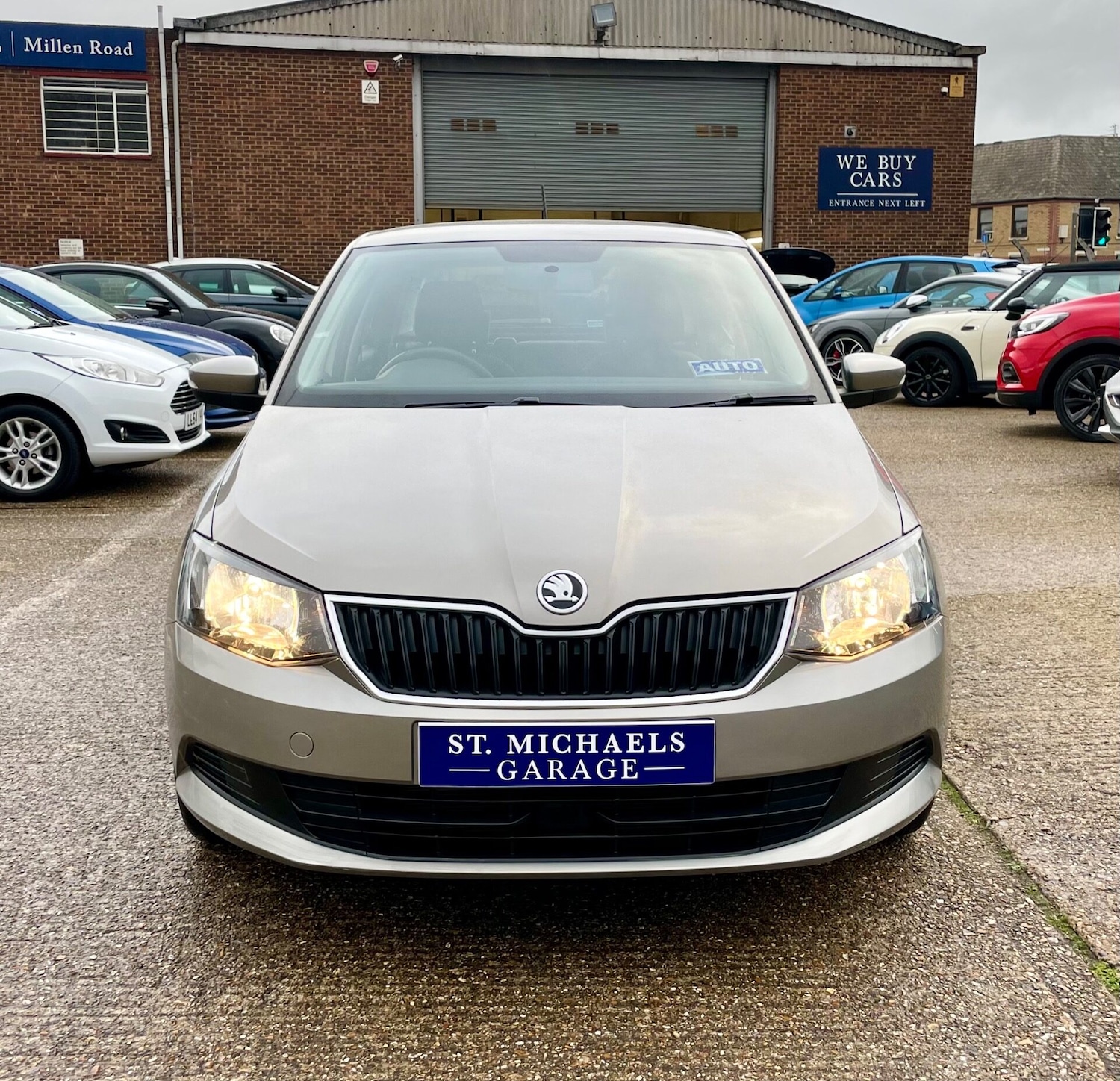 Used Skoda Fabia 2015 for sale - 76651152: Photo 5