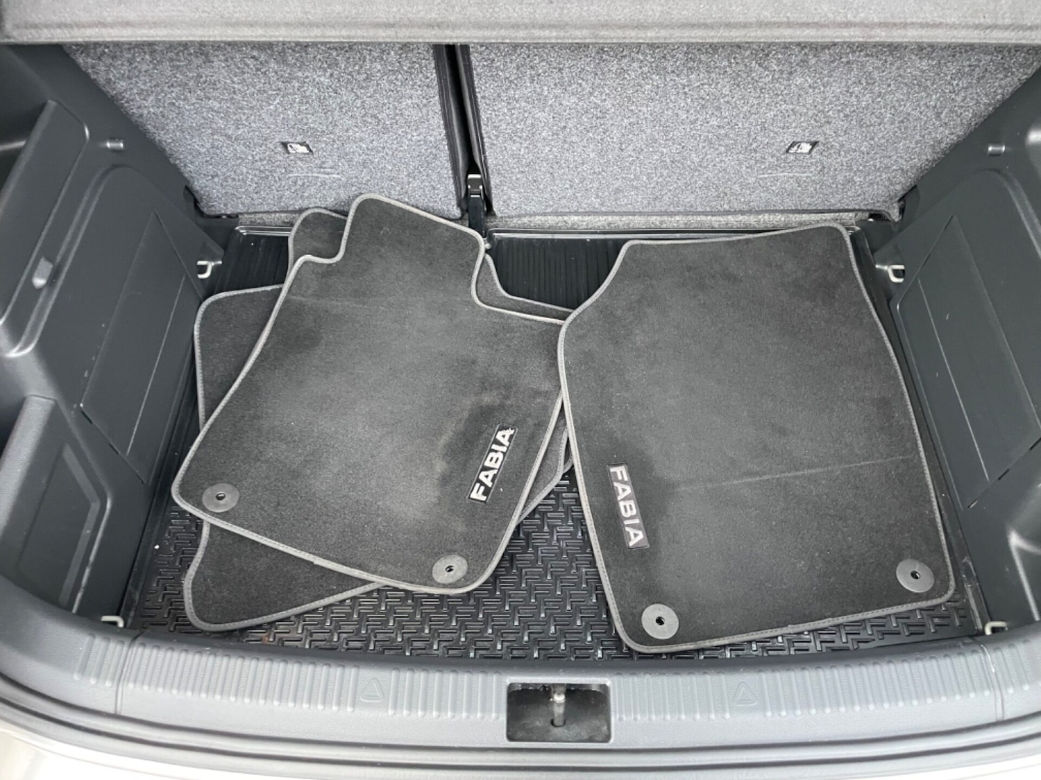 Used Skoda Fabia 2015 for sale - 76651152: Photo 51