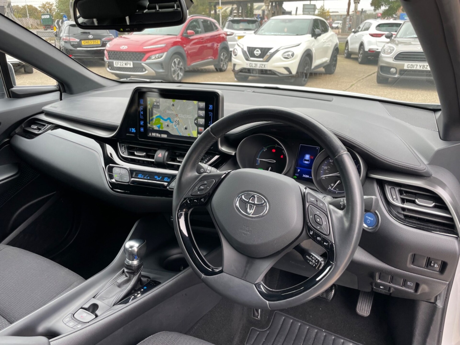 Used Toyota C-HR 2017 for sale - 76185962: Photo 17
