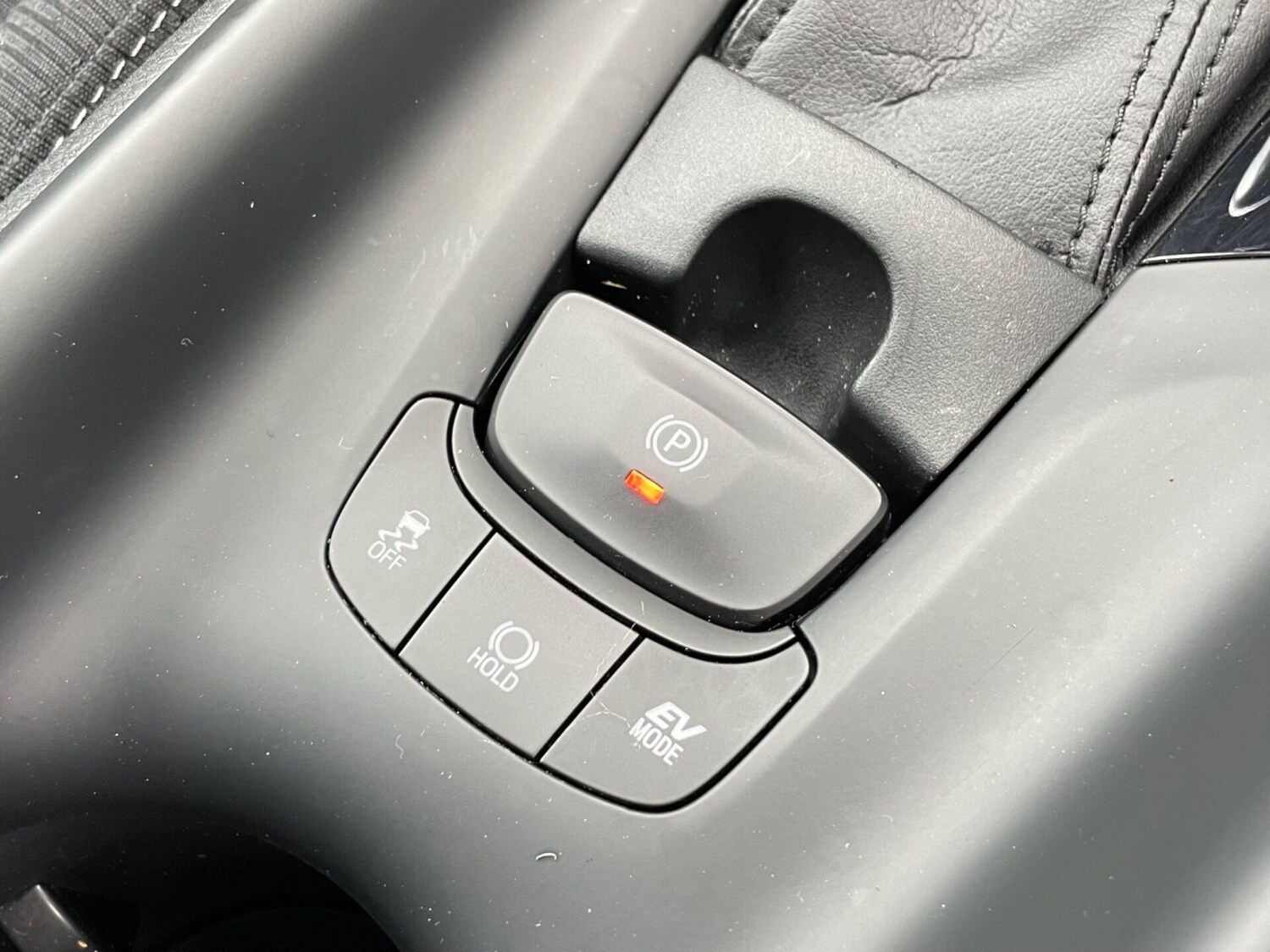 Used Toyota C-HR 2017 for sale - 76185962: Photo 43