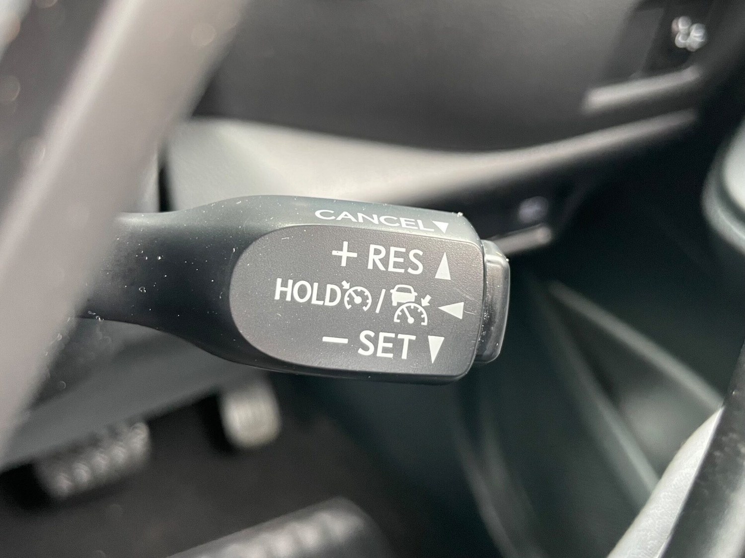 Used Toyota C-HR 2017 for sale - 76185962: Photo 47