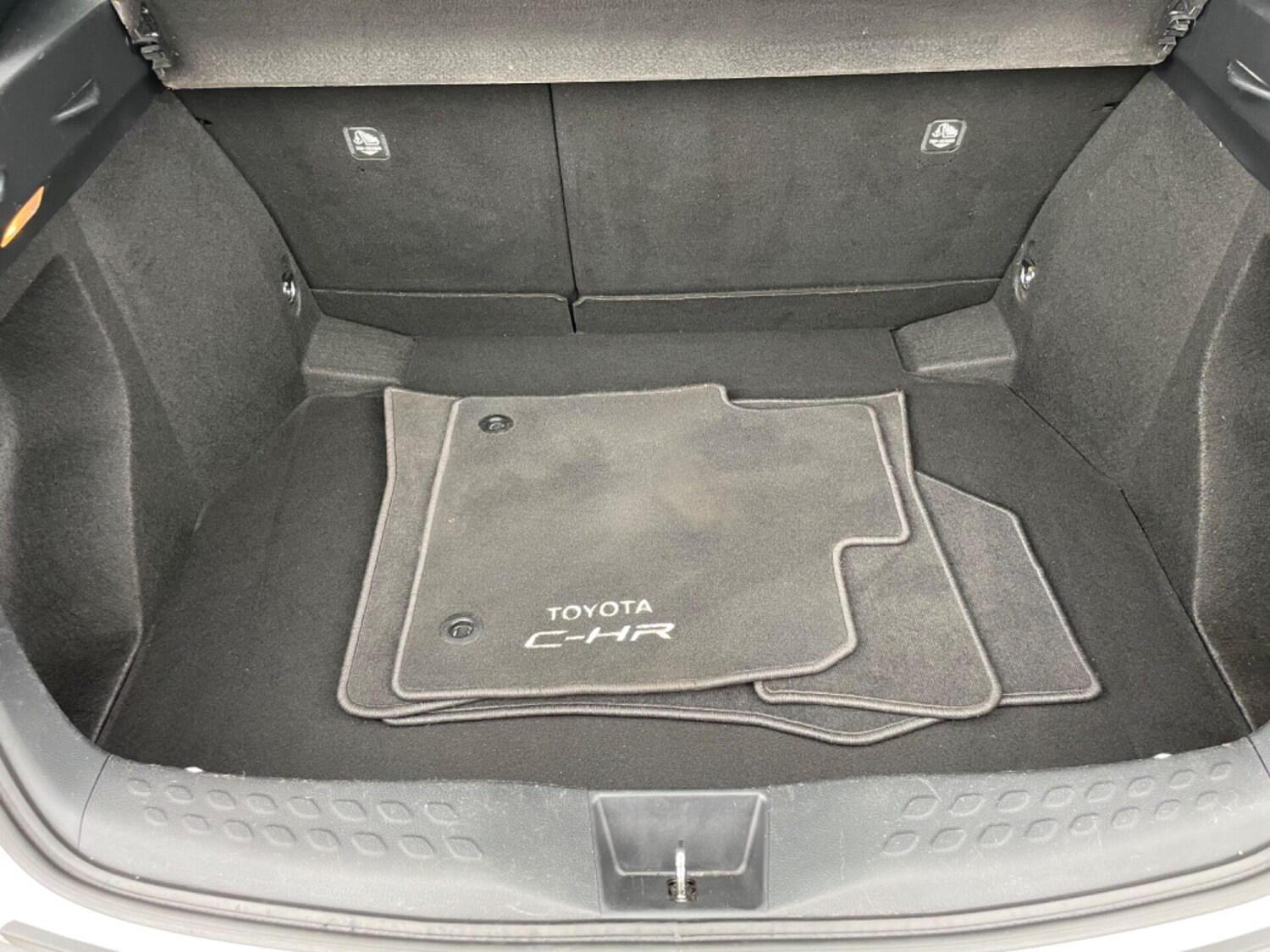 Used Toyota C-HR 2017 for sale - 76185962: Photo 58